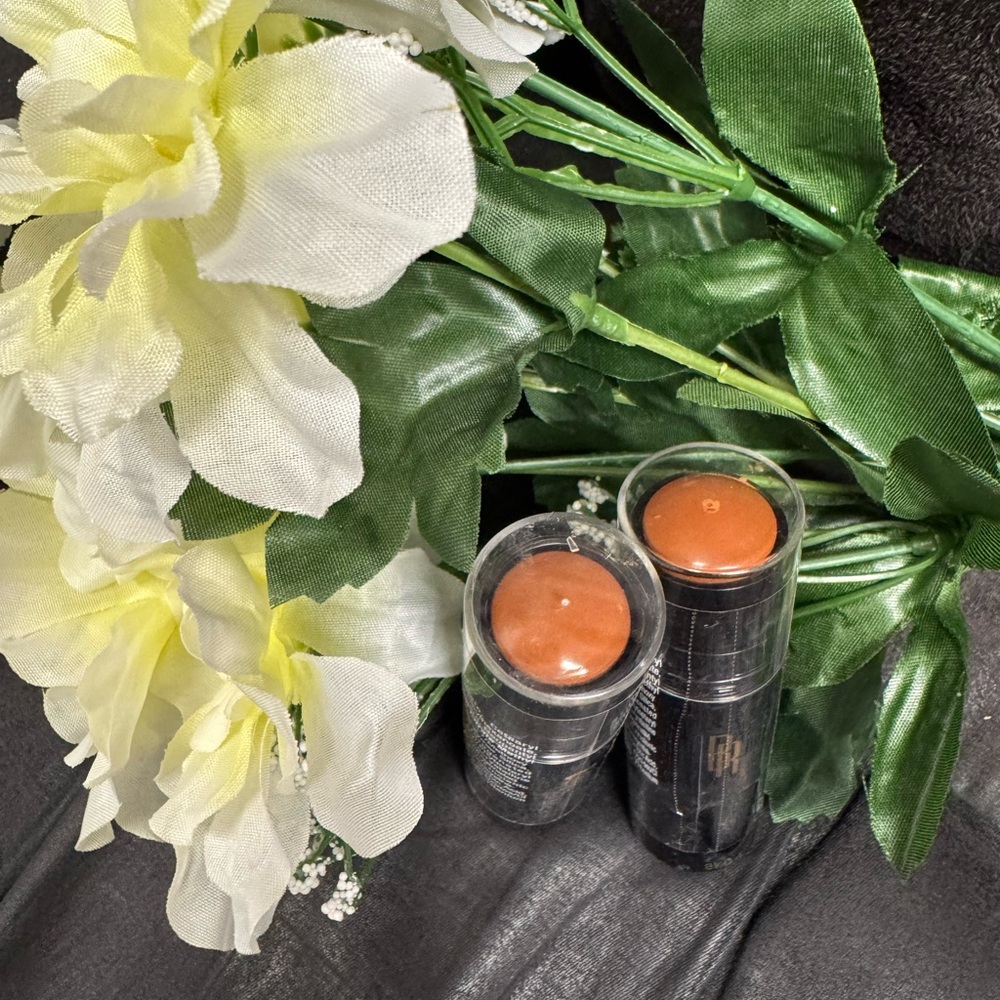 2 - Black Radiance Crème Foundation Stick - 6820 Cappuccino